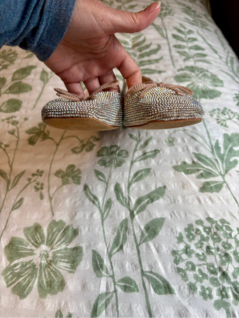 ๐บ NWOT Matisse Roxy Rhinestone Ballet Flats with Bow - Picture 10 of 13